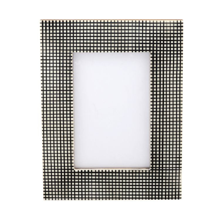 Photo Frame Black+White Resin Checks – The Pitara Project