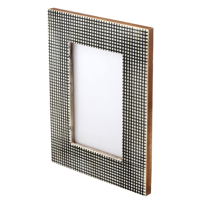 Photo Frame Black+White Resin Checks – The Pitara Project